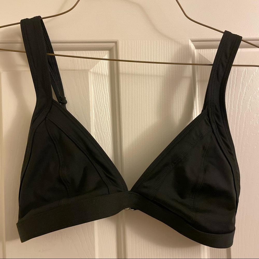 Athleta Black Sports Bra